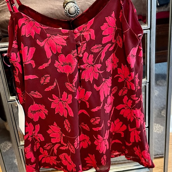 ASTR Red Multi Floral Camisole Top - Picture 2 of 5